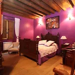 Maria Guest house La Adrada
