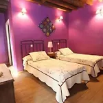 Maria Penzion La Adrada