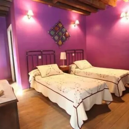 Maria Konukevi La Adrada