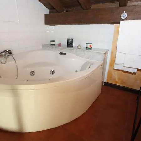 Konukevi Maria La Adrada